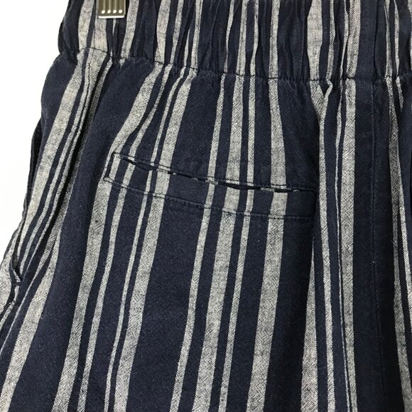 Navy Linen Blend Shorts Size Small - Picture 3 of 10